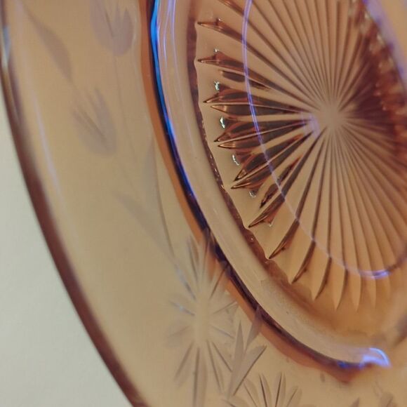 Vintage etched amber glass plate - Picture 5 of 10
